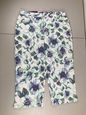 Gloria Vanderbilt Amanda Capri Jeans Women's Size 8 White Purple Floral NWT